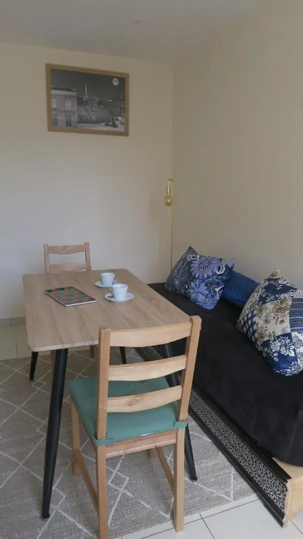 Quartier Sainte Marthe 10 *